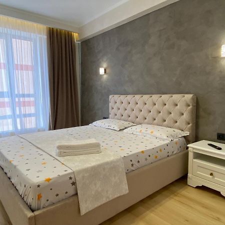 Apartament Lux Chişinau Exteriör bild