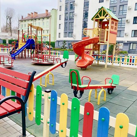 Apartament Lux Chişinau Exteriör bild