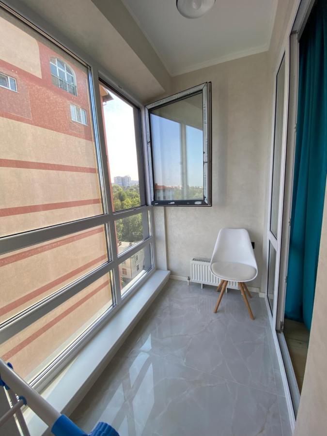 Apartament Lux Chişinau Exteriör bild