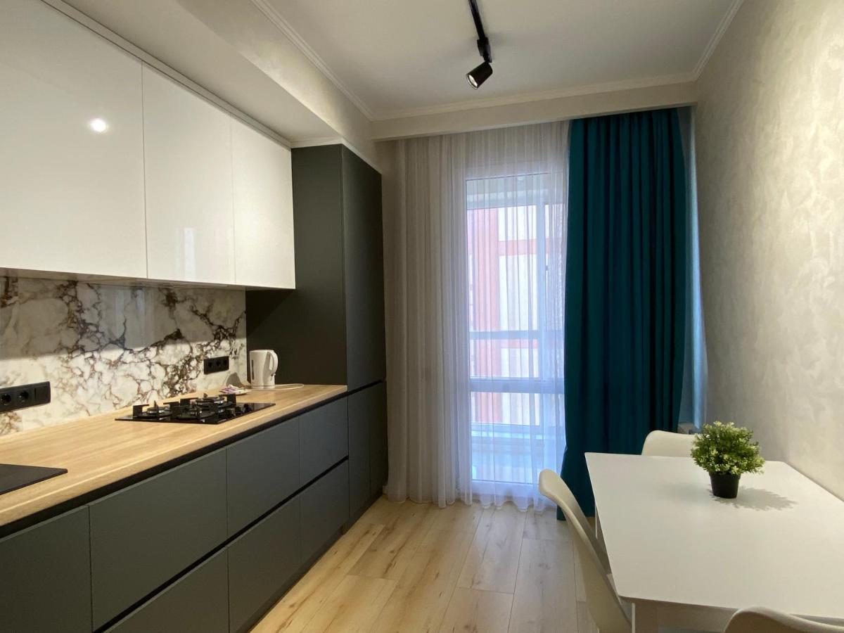 Apartament Lux Chişinau Exteriör bild