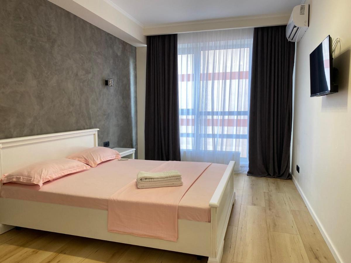 Apartament Lux Chişinau Exteriör bild