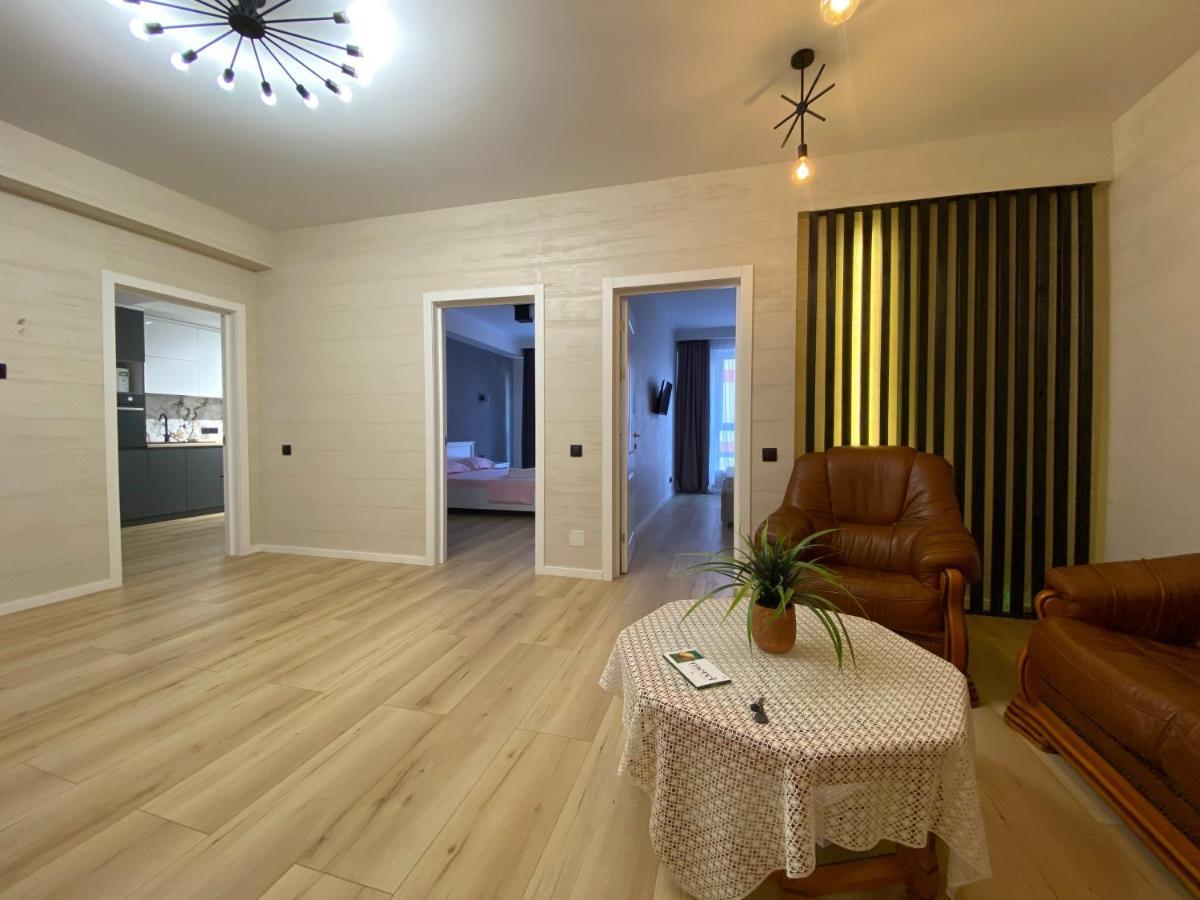Apartament Lux Chişinau Exteriör bild
